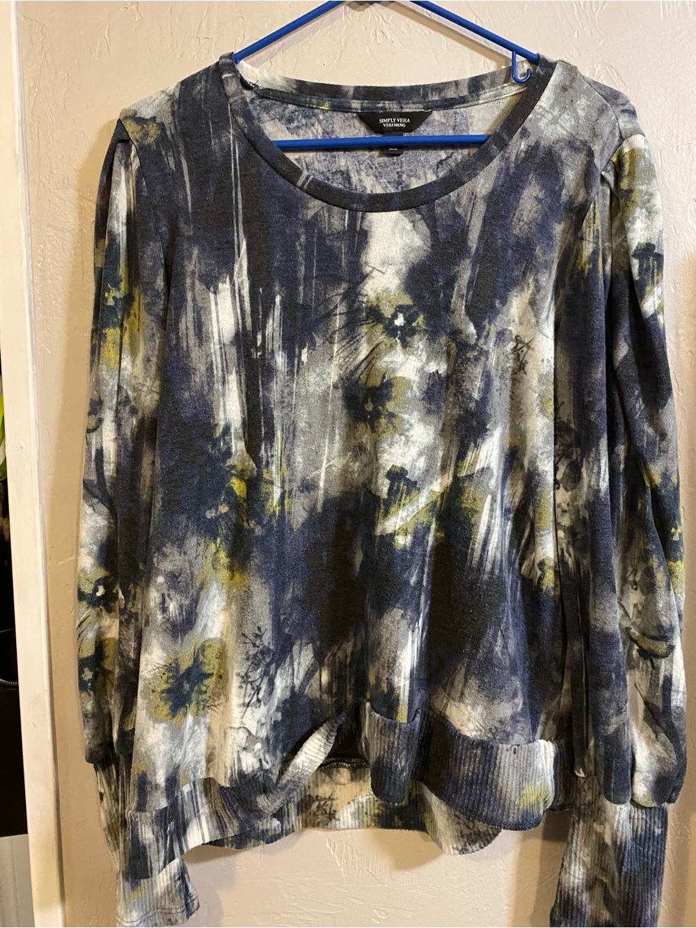 🛍️ Simply Vera Vera Wang Navy, Olive & Cream Abstract Floral Long Sleeve Top
